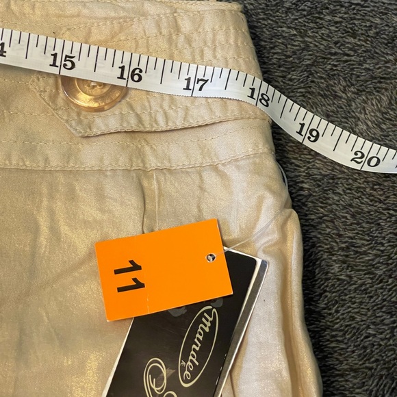 Mandee Y2K metallic gold, pleated skirt - Picture 3 of 7